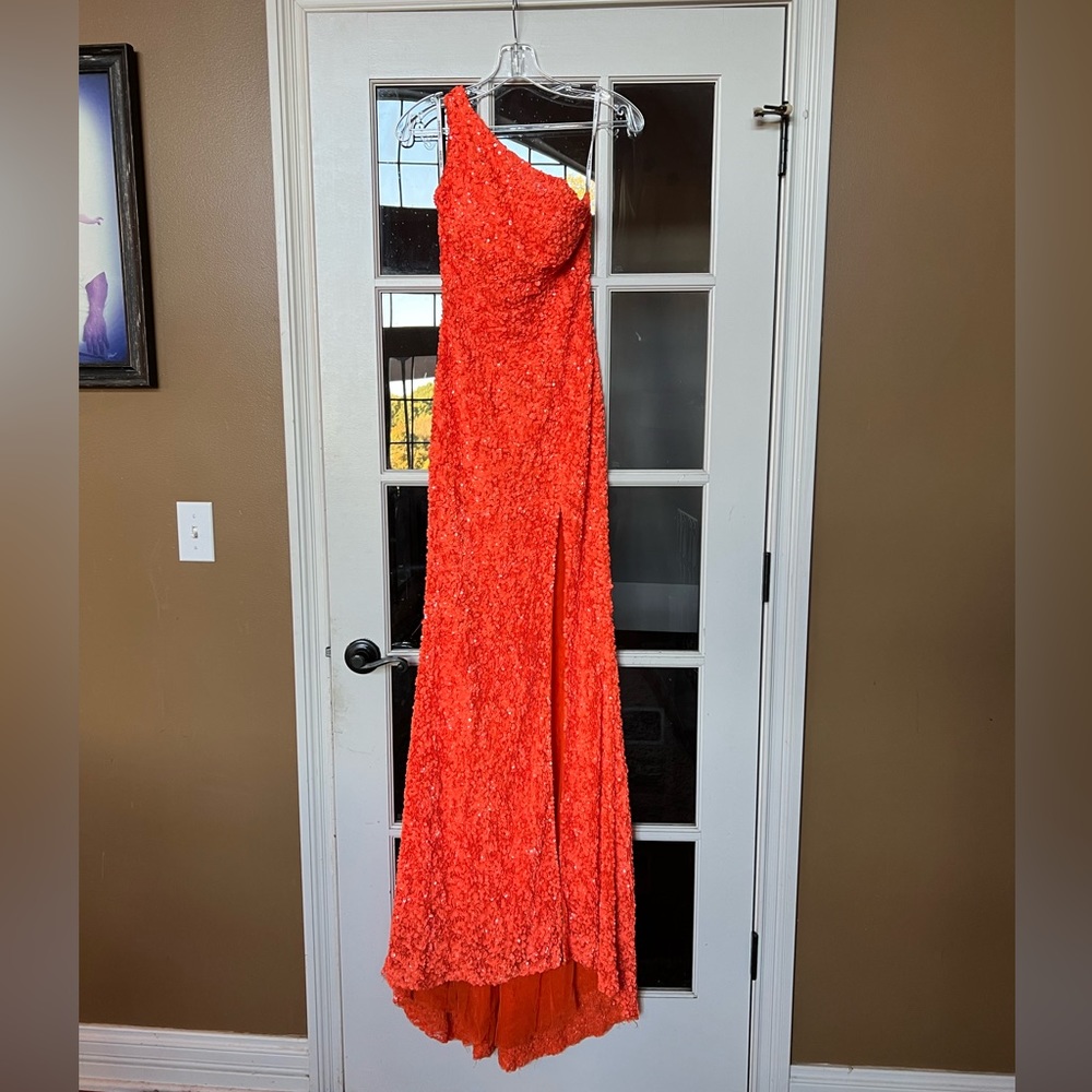 Sherri Hill prom dress size 2
